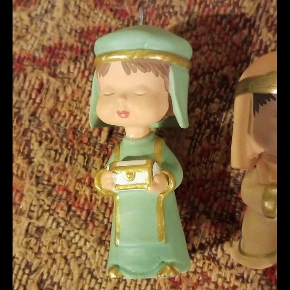 Hallmark Gifts We Bring Mary's Angels - Picture 11 of 16